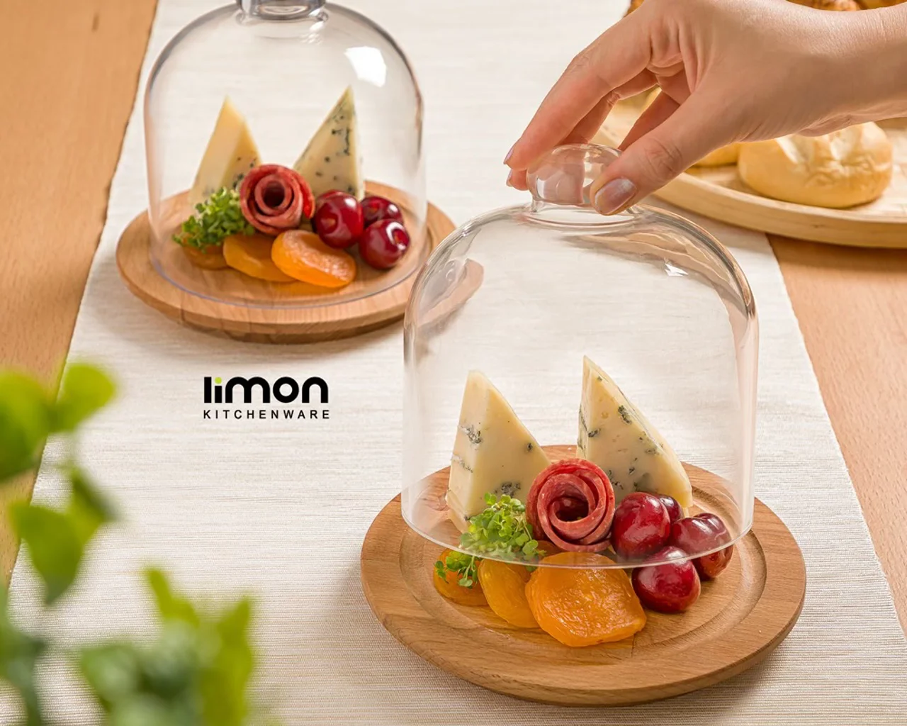 ظرف سرو پنیر صبحانه با صفحه چوبی کد 2240