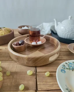 سینی چای چوبی کوچک گرد دسته دار اماهوم (چوب گردو)Marsaa/S