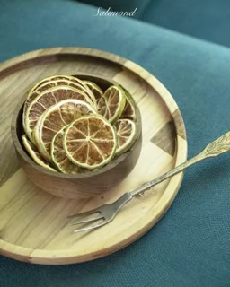 پیش دستی چوبی مدل گرد قطر 18cm اماهوم (چوب گردو) Rondel-P18